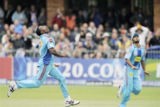 Mumbai Indians' Dwayne Bravo runs on his way to catch and send out Chennai Super Kings' Suresh Raina during their IPL match at St. George's Park, Port Elizabeth on Saturday. (AFP Photo) Match 47: MUM vs CSK