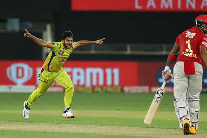 शेन वाटसन और फाफ डु प्लेसिस की अर्धशतकीय पारी की मदद से चेन्नई ने पंजाब को 10 विकेट से हराया