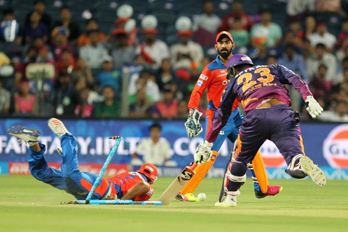 IPL9 : थ्रीलिंग मैच में गुजरात ने पुणे को तीन विकेट से हराया