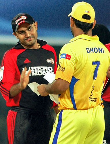 Chennai Super Kings and Delhi Daredevils skippers ahead of their team's IPL T20 clash at MAC Stadium in Chennai on Friday. (PTI Photo) 20th Match: Daredevils vs Super Kings