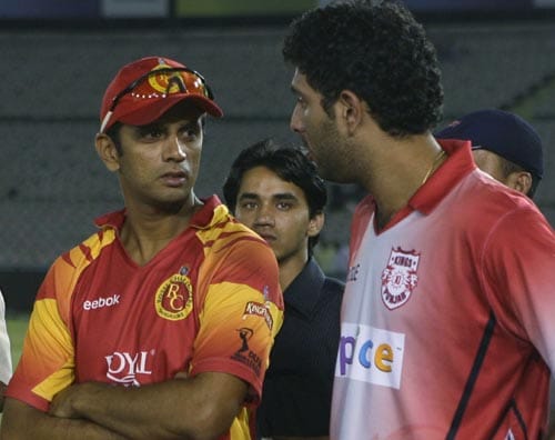 Rahul Dravid and Yuvraj are seen in discussion after the match. Dravid's team contines to lie at the bottom of the points table in the Indian Premier League. — <i>PTI Photo</i> 34th Match: Bangalore Royal Challengers vs Kings XI Punjab