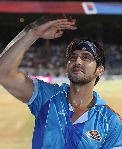 It was a starry night at the Wankhede Stadium as many filmstars were present to support the two teams. Actor Zayed Khan cheered for Mumbai Indians. (PTI Photo) 38th Match: Mumbai Indians vs Kolkata Knight Riders