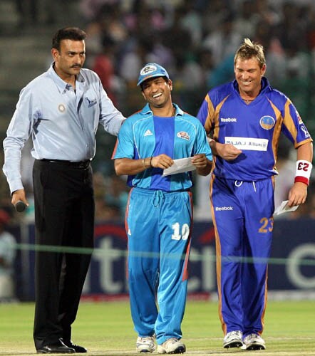 The Mumbai vs Rajasthan match was billed as a battle between old foes Sachin Tendulkar and Shane Warne. —<i>PTI Photo</i> 53rd Match: Rajasthan Royals vs Mumbai Indians