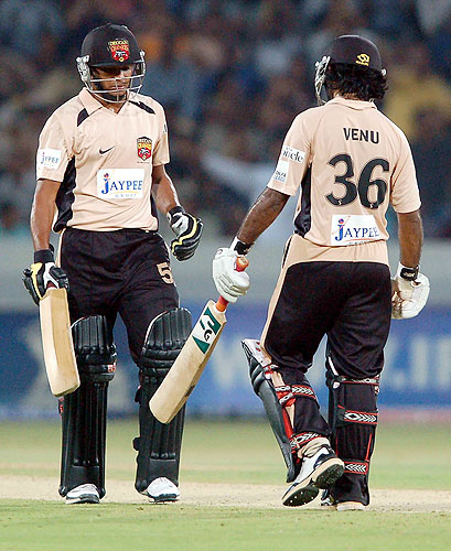 Venugopal Rao and Ravi Teja consolidated Deccan Chargers innings and took their score to 147 runs. — <i>PTI Photo</i> 54th Match: Chennai Super Kings vs Deccan Chargers