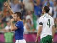 Euro 2012: Italy beat Ireland to enter quarters