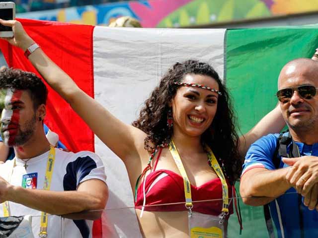 Photo : FIFA World Cup: Italian Fans Stunned After Loss to Costa Rica