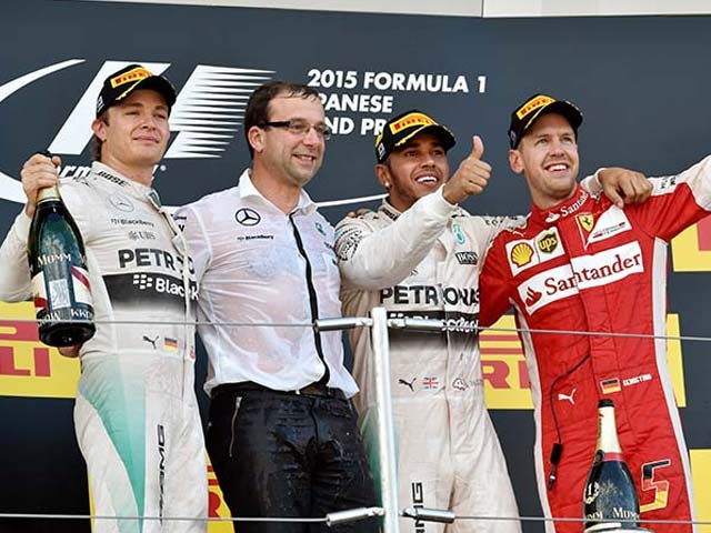 Lewis Hamilton Powers to Japanese Grand Prix Win