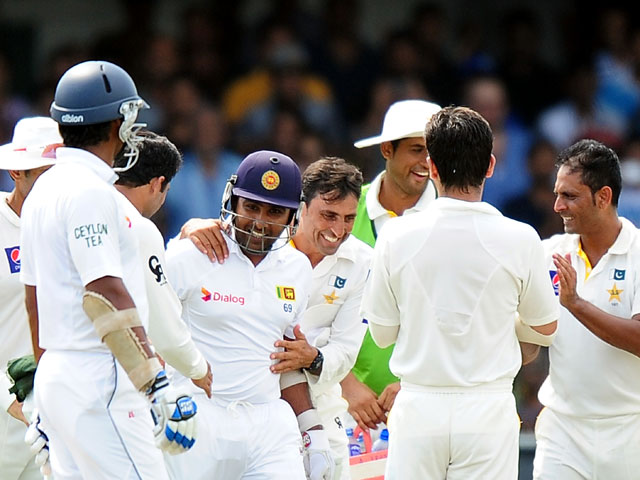 Mahela Jayawardene Bats for One Last Time in Tests