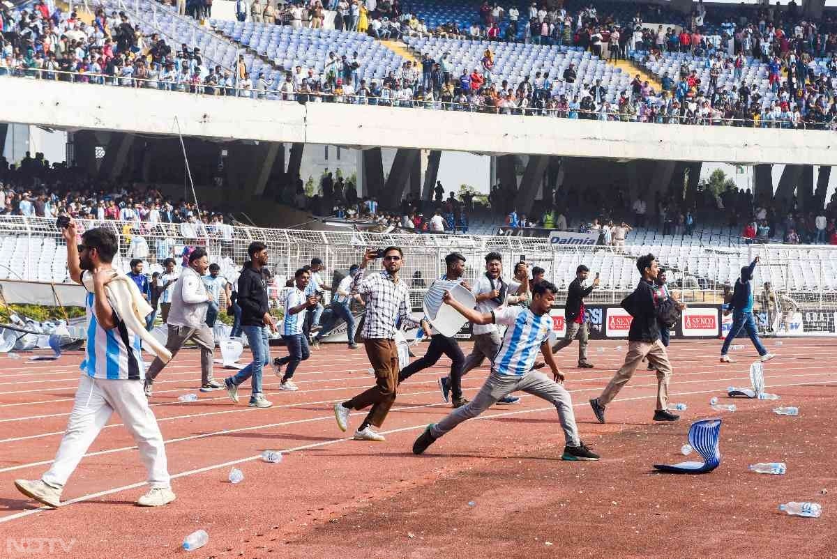 'सिटी ऑफ जॉय' में फुटबॉल फैंस के लिए जो दिन यादगार होना चाहिए था, वह एक बुरे सपने में बदल गया.