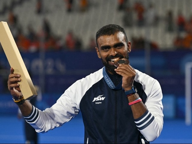 Photo : Meet India's Flag Bearers At Paris Olympics 2024 Closing Ceremony