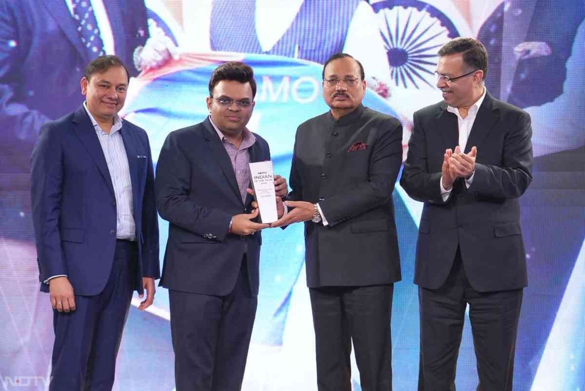 NDTV Indian Of The Year 2025: Jemimah, Harmanpreet's Dance With Vicky Kaushal Steals The Show