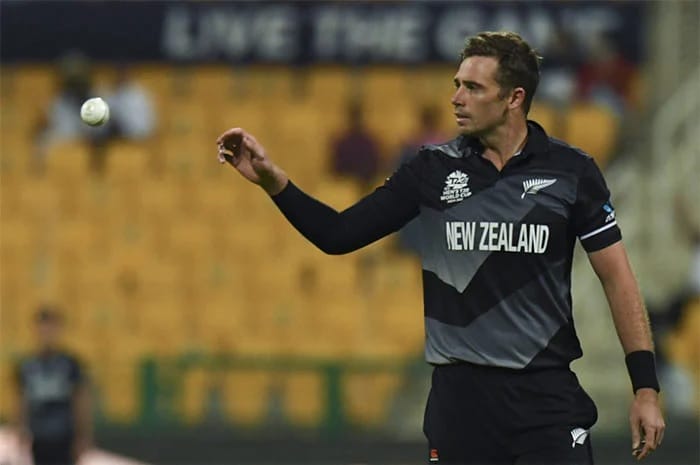 न्यूजीलैंड ने इंग्लैंड को 5 विकेट से हराकर फाइनल में किया प्रवेश