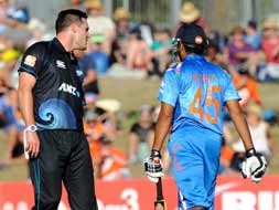 1st ODI: New Zealand defeat India by 24 runs at Napier