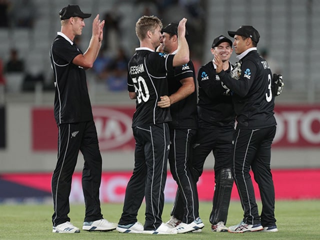 Photo : न्यूजीलैंड ने दूसरे वनडे में भारत को हराया, सीरीज में 2-0 की अजेय बढ़त