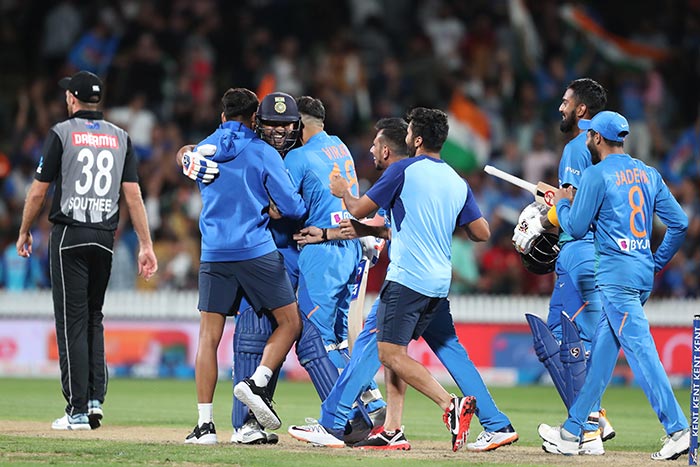 तीसरा टी20: भारत ने न्यूजीलैंड को सुपरओवर में हराया, सीरीज में 3-0 से बनाई बढ़त