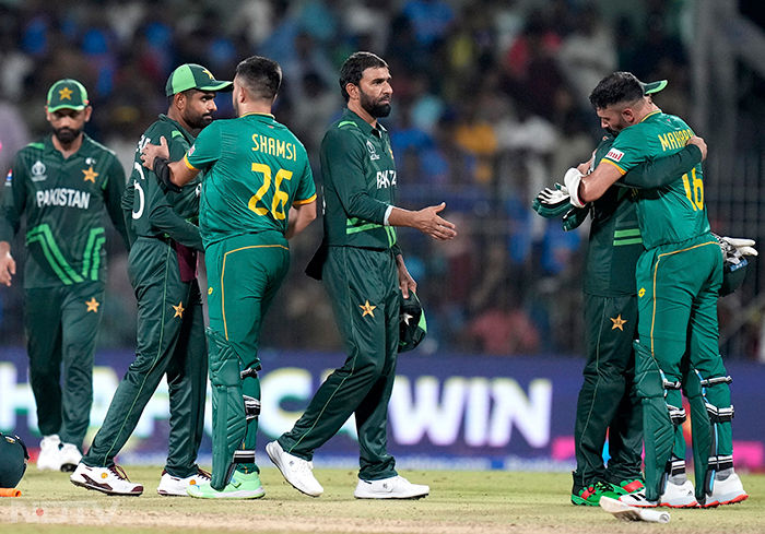 ODI World Cup: पाकिस्तान को हराने के बाद केशव महाराज के इस पोस्ट ने मचा दिया तहलका