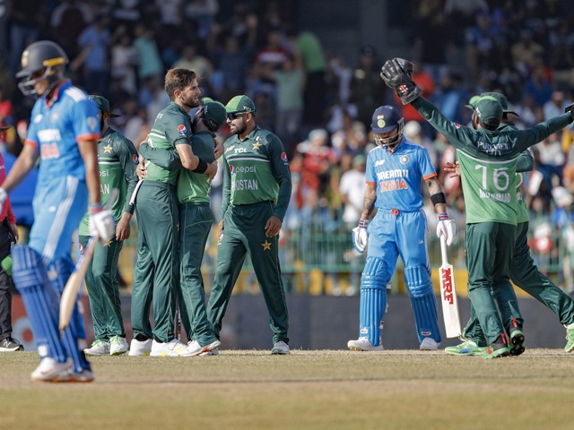 PAK vs AFG: वर्ल्ड कप में हार के बाद भिड़े पाकिस्तानी खिलाड़ी, PCB ने दी सफाई