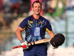 CLT20: Neil Brooms special ton blows Perth Scorchers away