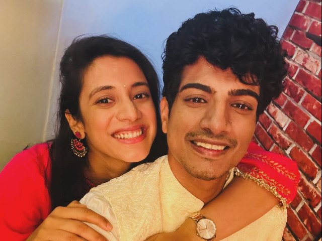 जल्द ही पलाश की दुल्हनिया बनेंगी स्मृति मंधाना, मंगेतर पलाश ने किया खुलासा जल्द ही पलाश की दुल्हनिया बनेंगी स्मृति मंधाना, मंगेतर पलाश ने किया खुलासा