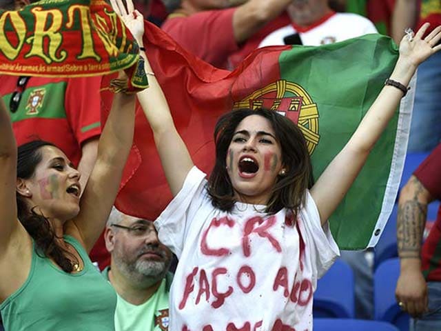 Photo : Cheers For Portugal, Tears For Wales in Emotional Semi-Final