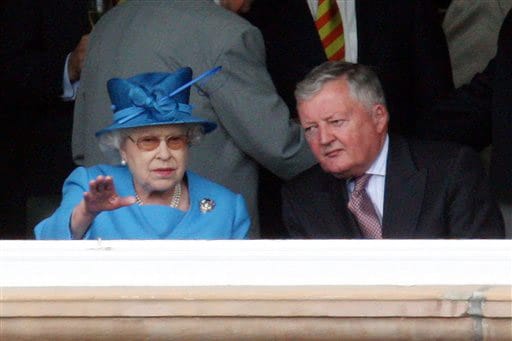 ICC Chairman David Morgan speaks to Britain's Queen Elizabeth II during the second Ashes Test match against Australia at Lord's in London. (AP Photo) Queen's date with cricket
