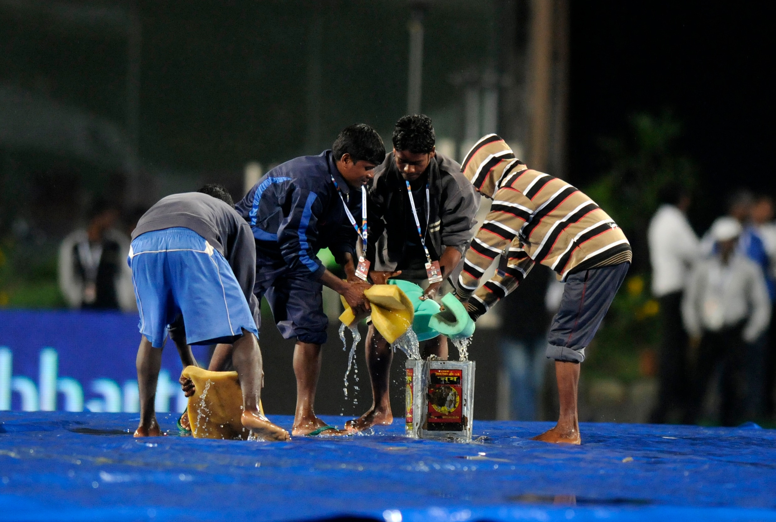 Photo : 4th ODI: Rain leaves series in the balance