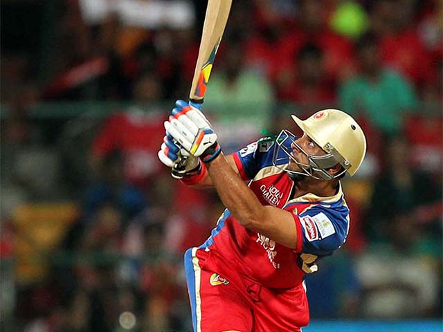 IPL 7: Bangalore Stay in Playoffs Contention With Win Over Delhi, Yuvraj Shines Again