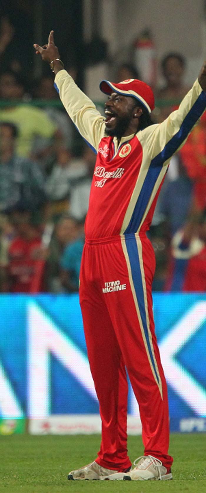 Delhi's chase of 16 runs in the Super Over began horrendously, with David Warner out caught by Chris Gayle at point off Ravi Rampaul on the very first ball. Delhi staring down the barrel, needing 16 from 5 balls. (BCCI image) How Bangalore prevailed over Delhi in Super-Over finish