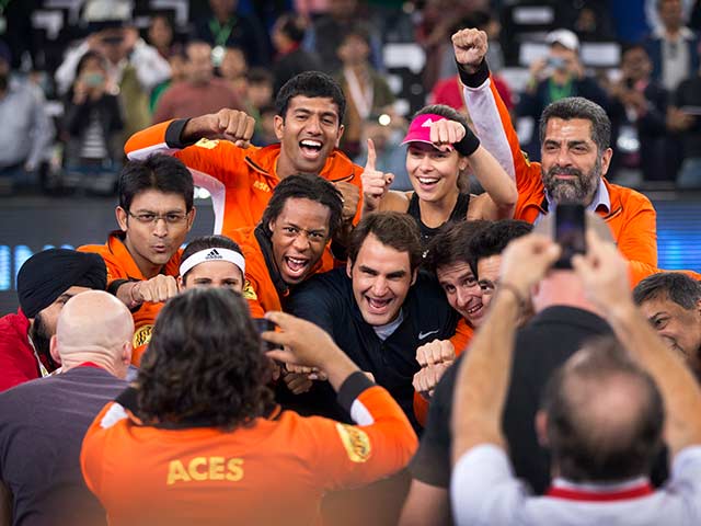 Photo : Roger Federer Dazzles in Delhi, Wows Indian Fans