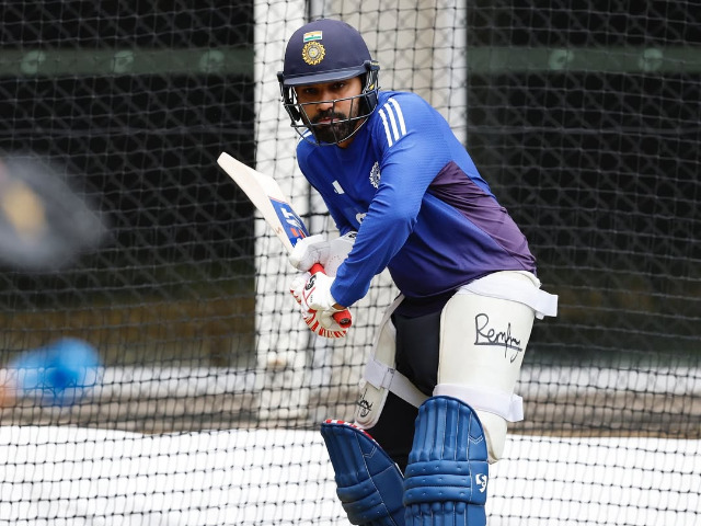 टीम से ड्रॉप होने की चर्चाओं के बीच रोहित शर्मा ने ऑप्शनल ट्रेनिंग सेशन में बहाया पसीना