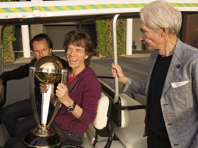Rolling Stones 'Romance' Cricket Down Under