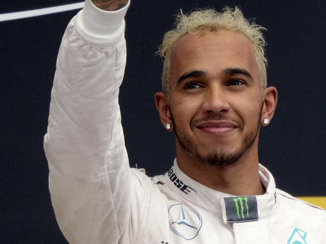 Photo : Lewis Hamilton Dominates in Sochi to Clinch the Russian Grand Prix