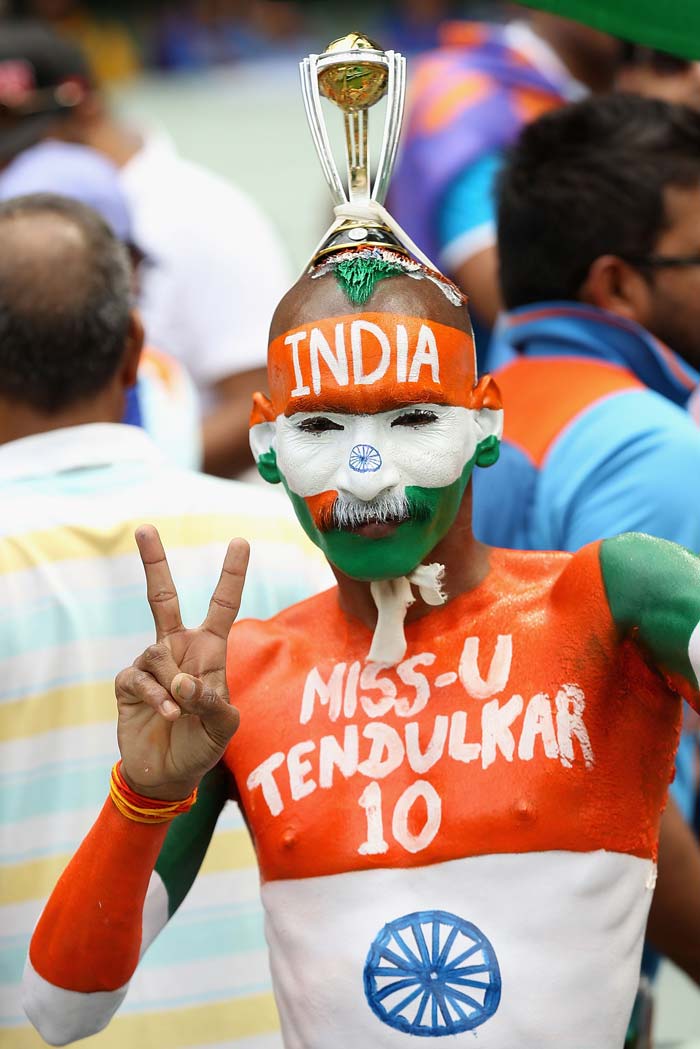 Sachin Tendulkar Grabs Spotlight at MCG | Photo Gallery - 700 x 1049 jpeg 73kB