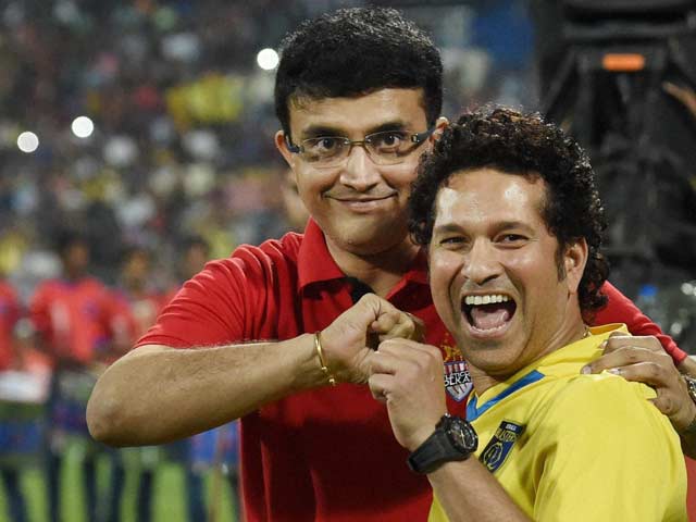 ISL Final: What Rivalry? Sachin, Sourav Bond Over Football ISL Final: What Rivalry? Sachin, Sourav Bond Over Football