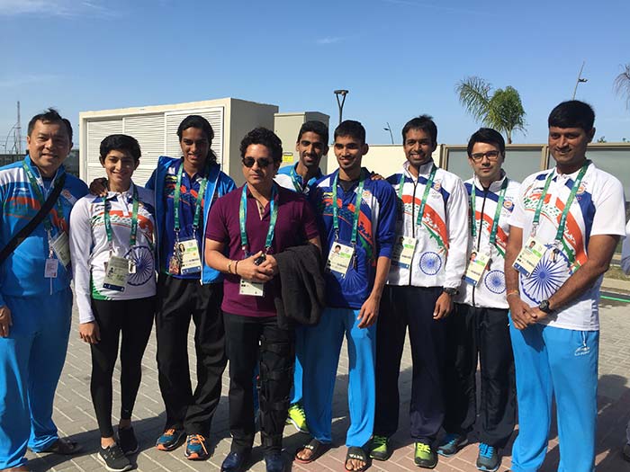 ओलिंपिक विलेज में खिलाड़ियों से मिले गुडविल एंबैसडर सचिन