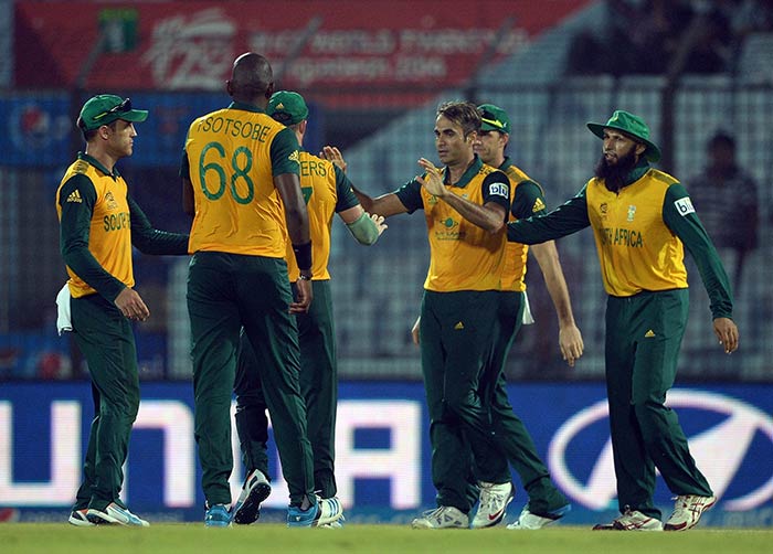 Photo : South Africa edge Netherlands by six runs in tense finish
