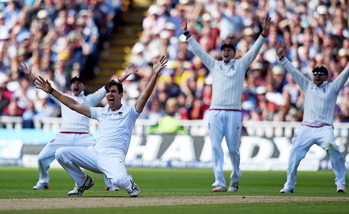 एशेज 2015 : इंग्लैंड ने ऑस्ट्रेलिया को 8 विकेट से हराया, सीरीज में 2-1 की बढ़त