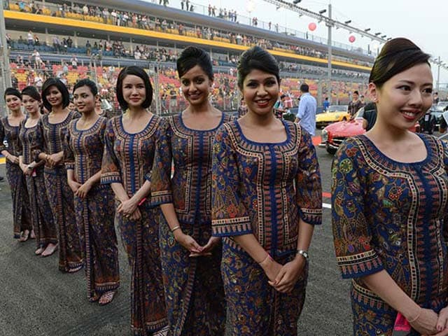 Photo : The 'High Flying' Grid Girls of Singapore F1