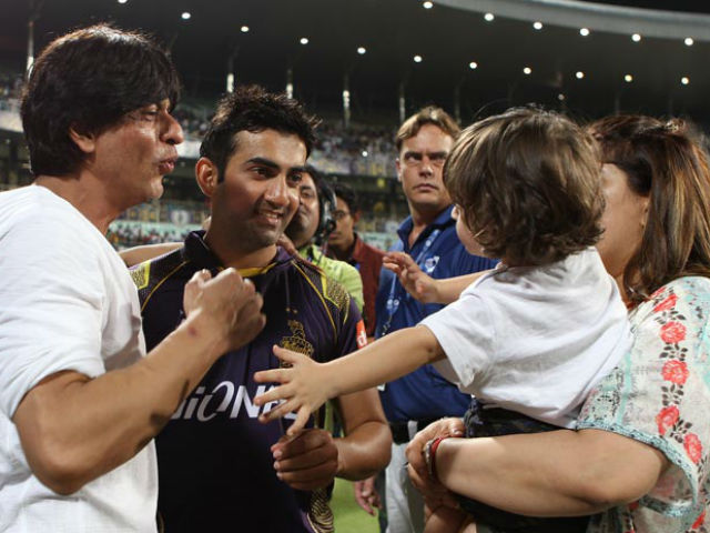 IPL 2015: Shah Rukh Khan Leads KKR's Cheer at Eden Gardens