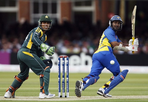 Kumar Sangakkara bats against Pakistan during the ICC World Twenty20 final at Lord's. (AFP Photo) WT20 Final: PAK vs SL