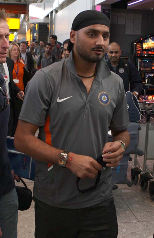 Harbhajan Singh arrives at Heathrow airport, London. India arrived in England ahead of Twenty20 World Cup. (AP Photo) India arrival in England for T20
