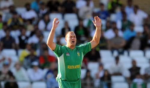 South Africa bowler Jacques Kallis shows his dismay after being denied a wicket against Pakistan during a warm-up match at Trent Bridge in Nottingham, England on Monday. (AFP Photo) Pak vs SA warm-up match
