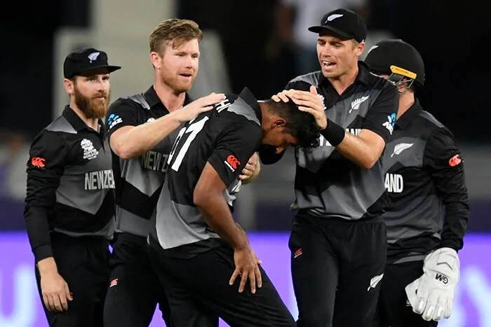 टी20 विश्व कप 2021: गेंदबाजों की बदौलत न्यूजीलैंड ने भारत को 8 विकेट से हराया