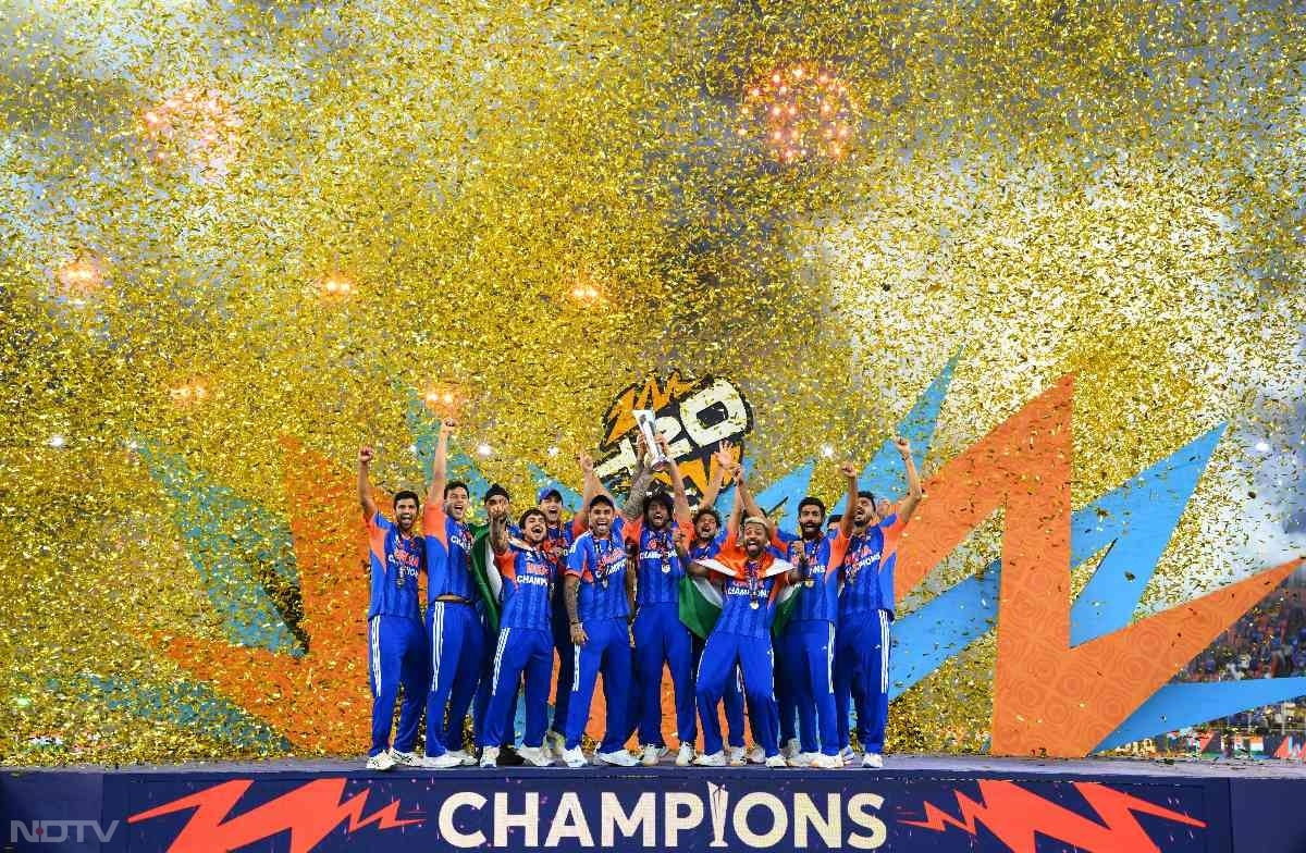 कप्तान सूर्यकुमार यादव की अगुवाई में टीम इंडिया ने अपने खिताब को डिफेंड किया. (फोटो- आईएएनएस)