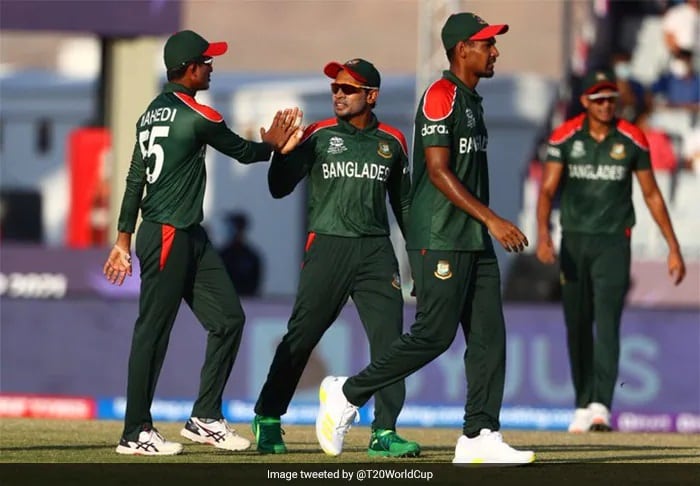 टी20 विश्व कप: बांग्लादेश, स्कॉटलैंड सुपर 12 स्‍टेज में