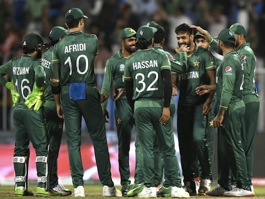 T20 World Cup: Pakistan Top Group With Easy Win Over Scotland