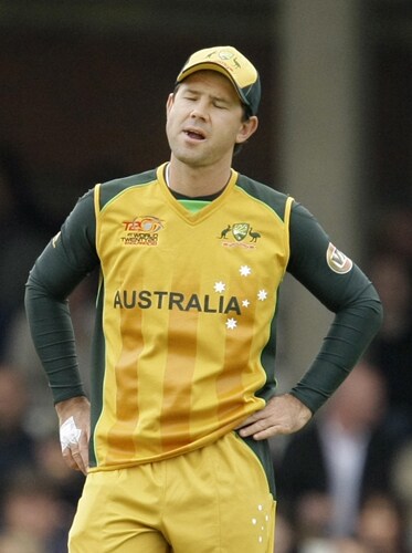 Australia captain Ricky Ponting reacts as his side concede runs during the Group C Twenty20 World Cup match between Australia and the West Indies at The Oval cricket ground in London. (AP Photo) WT20: AUS vs WI