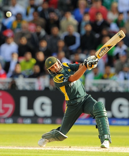 Shahid Afridi scores four runs during the ICC World Twenty20 semi-final match against South Africa at Trent Bridge. (AFP Photo) WT20: SA vs PAK