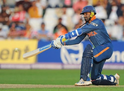 Harbhajan Singh plays a shot during the Super Eight stage of the ICC World Twenty 20 match against South Africa at Trent Bridge on June 16, 2009. South Africa beat India by 12 runs in the final Group E match. (AFP Photo) WT20: IND vs SA