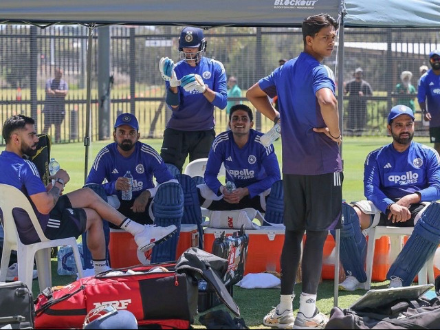 भारत बनाम ऑस्ट्रेलिया पहला वनडे: विराट-रोहित ने नेट्स पर जमकर बहाया पसीना, देखें तस्वीरें